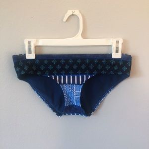 Blue printed Aerie bikini bottoms